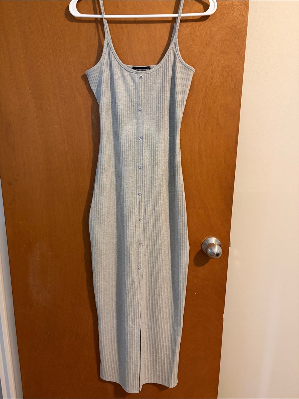 Forever 21 Light Gray Ribbed Button-Front Maxi Dress